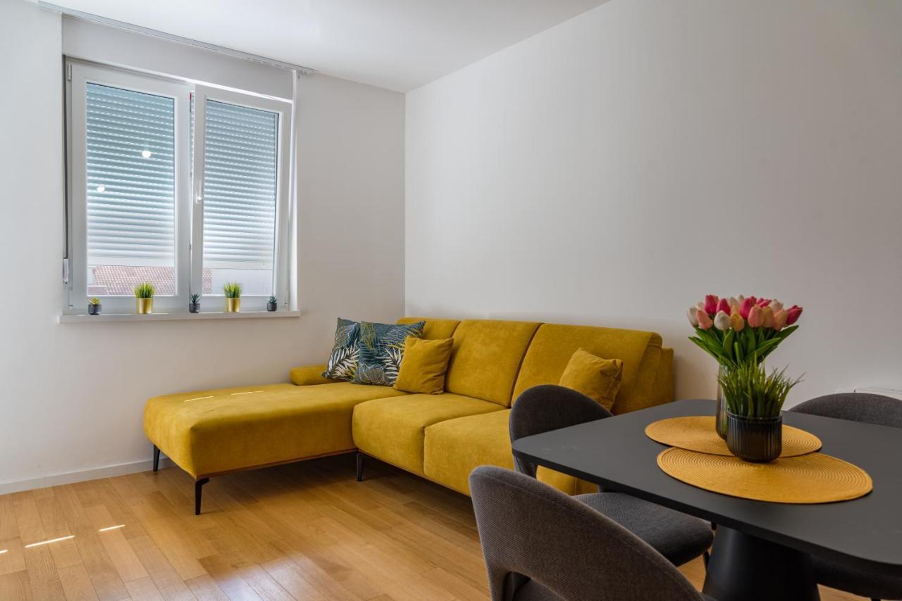 Sole Apartment Zadar Bagian luar foto